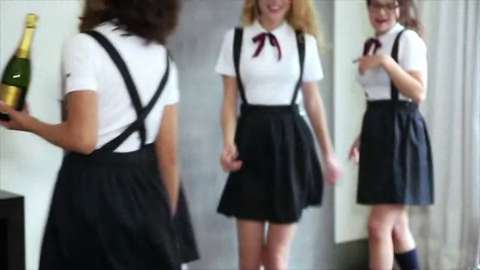 Isabela - Yo Soy Isabela (Official Music Video)