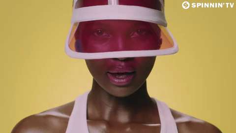 Martin Solveig « 1 » (feat. Sam White) [Official Video].mp4