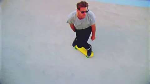Go Go Bizkitt! - Kickflip Fashion.mp4