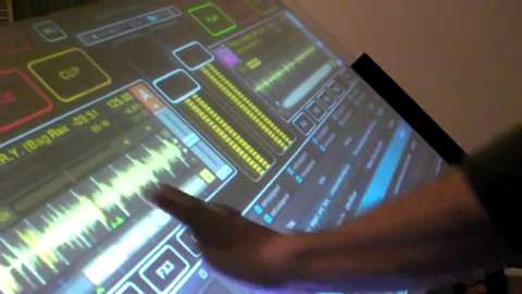 Töken Experience - Touch Screen DJ Set.mp4