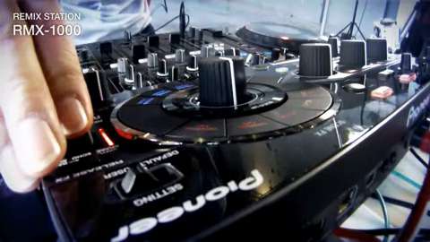 Laidback Luke RMX - 1000 live performance.mp4