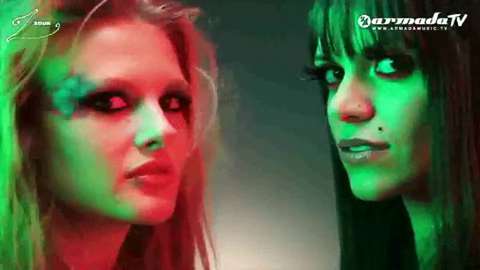 Arjonas feat Chris Jones - Love Comes In Colours.avi