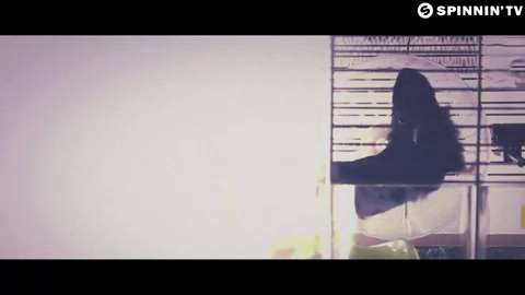 Showtek & Noisecontrollers - Get Loose (Tiësto Remix) 